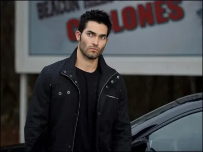 Quel est le nom de l'acteur qui interpr&egrave;te Derek ?