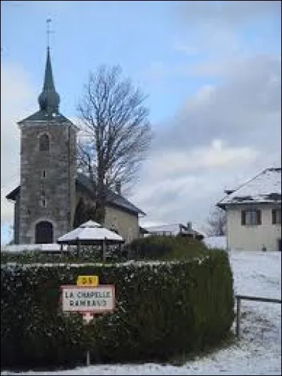 Village Haut-Savoyard perché à 950 mètres d'altitude, La Chapelle-Rambaud se situe en région ...