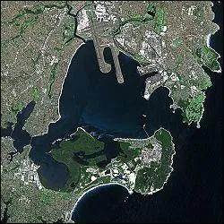 Quelle baie australienne fut le théâtre du débarquement de James Cook ?