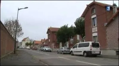 Marcelcave est un village Samarien situé en région ...