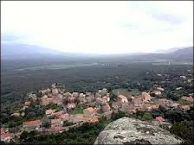 Je vous emmène à Sotta, village de l'arrondissement de Sartène, situé en région ...