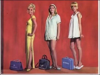 Comment s'appellent les trois filles ?