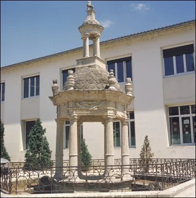 De ces quatre départements,lequel est frontalier de celui de la Gironde ?