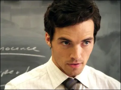 Quel est le prénom du petit copain d'Aria ?