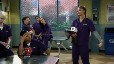 Dans cet épisode de la série, quel est le nom de l'agence ennemie que K.C infiltre ?