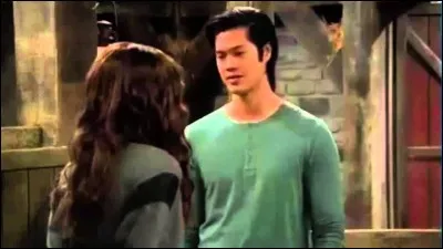 Qui est le petit ami de K.C ?