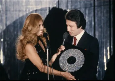 Pour quelle chanson a été donnée cette récompense ?