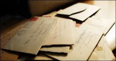 Pour quel écrivain « les hommes sont naturellement libres et égaux » ?