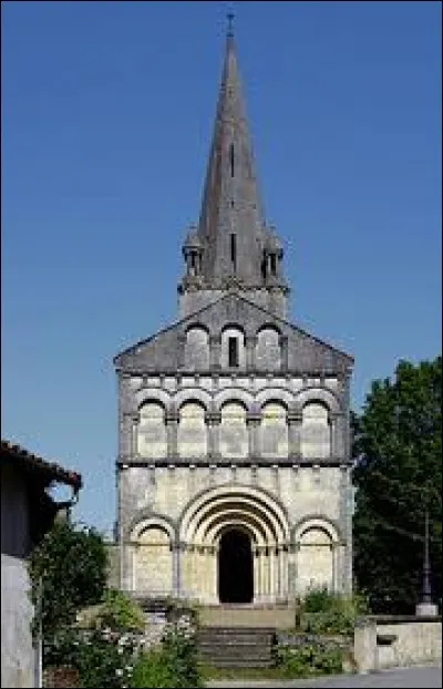 Village Charentais, Rioux-Martin se situe en région ...
