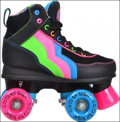 Quelles sont les couleurs des patins de Luna ?