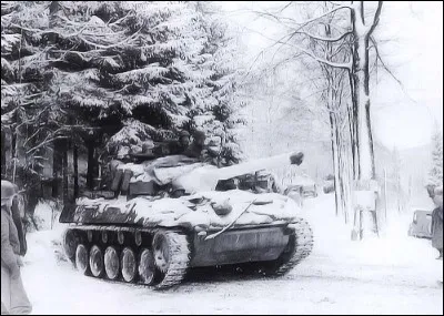 Quelle a été la dernière grande contre-offensive allemande de la Seconde Guerre Mondiale ?