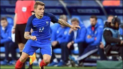 Quel est le poste de Lucas Digne sur le terrain ?