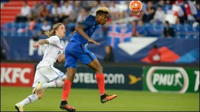 Quel est le poste de Presnel Kimpembe sur le terrain ?