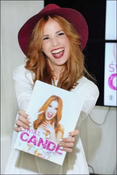 Dans quelle série joue-t-elle et quel rôle tient-elle ?