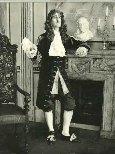 Dans quelle pièce de Molière peut-on retrouver le personnage de Trissotin ?