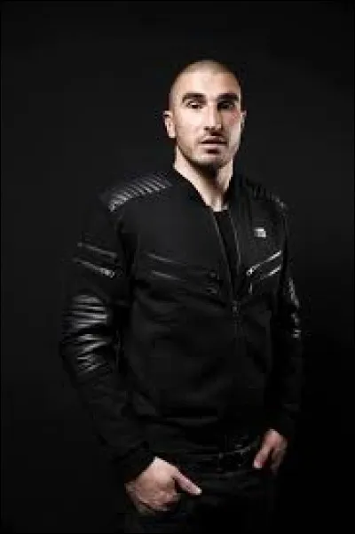 Qui est le gardien titulaire de l'AS Saint-Etienne ?