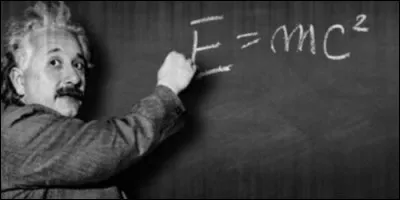 Que représente le "c" dans la formule célèbre d'Einstein "E = mc²" ?