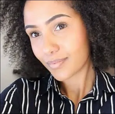 Qui est cette youtubeuse ?