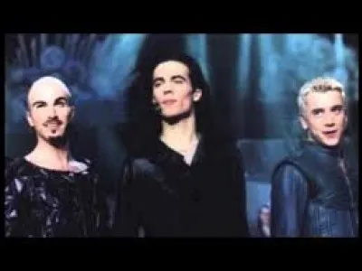 Qui sont les deux meilleurs amis de Roméo ?