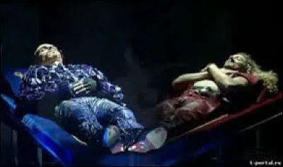 Qui meurt, tué par Roméo ?