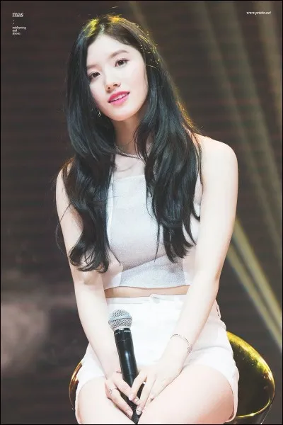 À quel groupe appartient cette idole ?