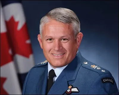 Qui était le plus grand soldat de la Seconde Guerre mondiale qui a libéré, à lui tout seul, un village entier que toute une escadrille de l'armée canadienne n'a pas réussi à libérer ?
