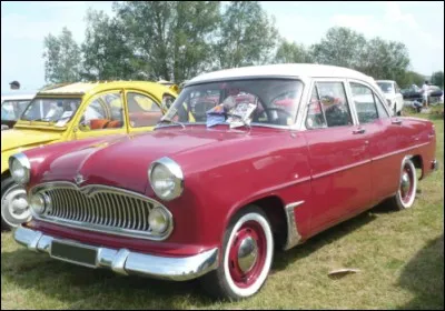 Quelle est cette Simca Vedette ?