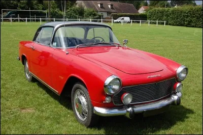 Quel est ce coupé Simca ?