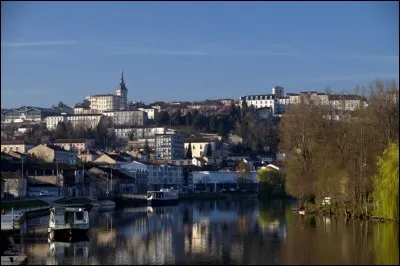Aux alentours de 1900,qu'était une cornuelle ?