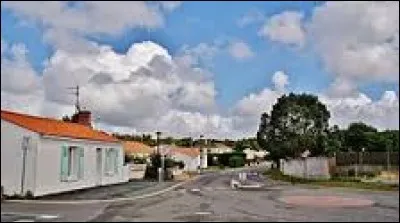 Notre balade prend fin dans les Pays-de-la-Loire, à Saint-Maixent-sur-Vie. Commune de l'arrondissement des Sables-d'Olonne, elle se trouve dans le département ...