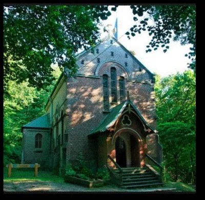 Témoignage d'un père meurtri à sa fille disparue tragiquement. Quel est ce patrimoine historique niché à même le Bois de Cise qui mérite le détour ?