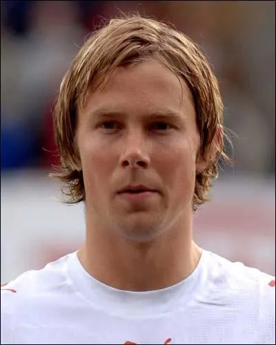 Dans quel club joue-t-il?