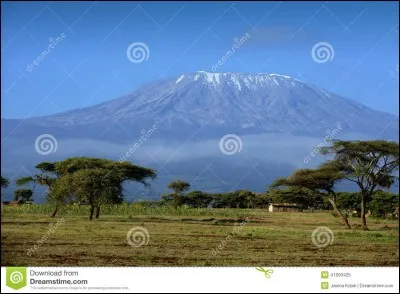 Sur quel continent se situe le mont Kilimandjaro (5 895 m) ? L'