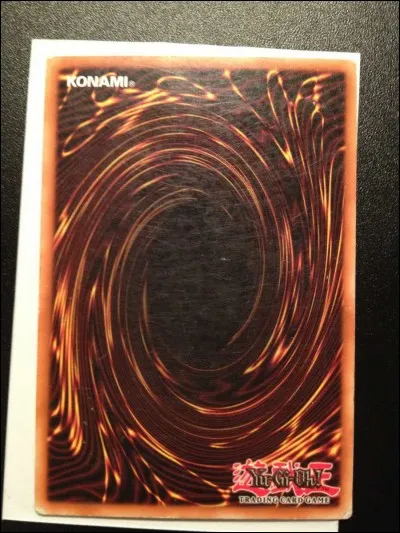 Les monstres Fusion, Synchro et XYZ peuvent être placés dans le Side Deck. Avec l'arrivée de quel type de monstres cela a-t-il été possible ?