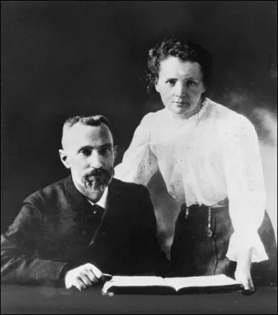 En 1911, Marie Curie reçoit le prix Nobel de Physique !
