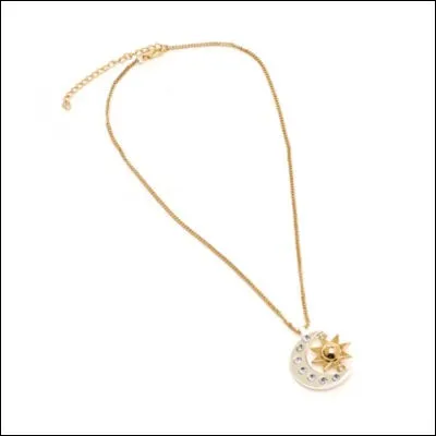 À qui appartient ce pendentif ?