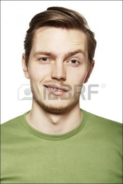 Quel muscle provoque une expression ironique ?