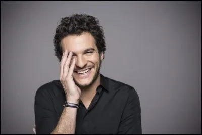 Quel est le pseudo officiel Twitter d'Amir ?