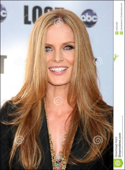 Rebecca Mader qui joue Zelena (dans OUAT) joue aussi dans Lost.