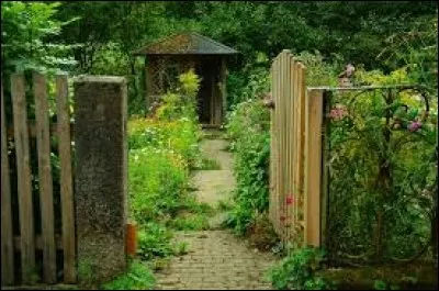 Ce que l'on souhaite garder exclusivement pour soi et en soi est notre jardin...