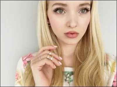 En quelle année commence t elle sa carrière ?