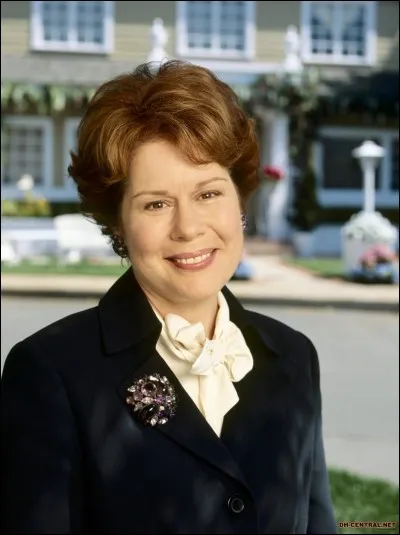 Qui est la femme qui l'a poussée au suicide ?