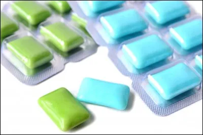 Où est-il interdit de mâcher du chewing-gum ?