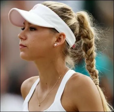 Pour finir en beauté, vous allez trouver le prénom de cette très talentueuse et jolie joueuse russe. N'est-il pas ?