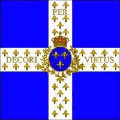 Ce drapeau bleu à croix blanche était celui du régiment du Roi, mais pendant quelle période ?