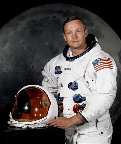 Comment s'appelle le 1er astronaute à être allé sur la Lune ?
