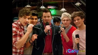 Quelle chanson ont-ils chantée dans iCarly ?