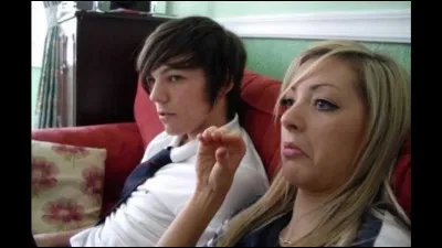 Comment s'appelait sa première petite amie ?