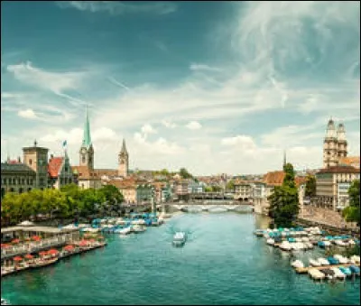 Quelle est la plus grande ville de Suisse ?