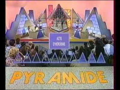 "Pyramide".